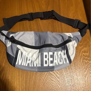 Gray and White Miami Beach Men’s Bag